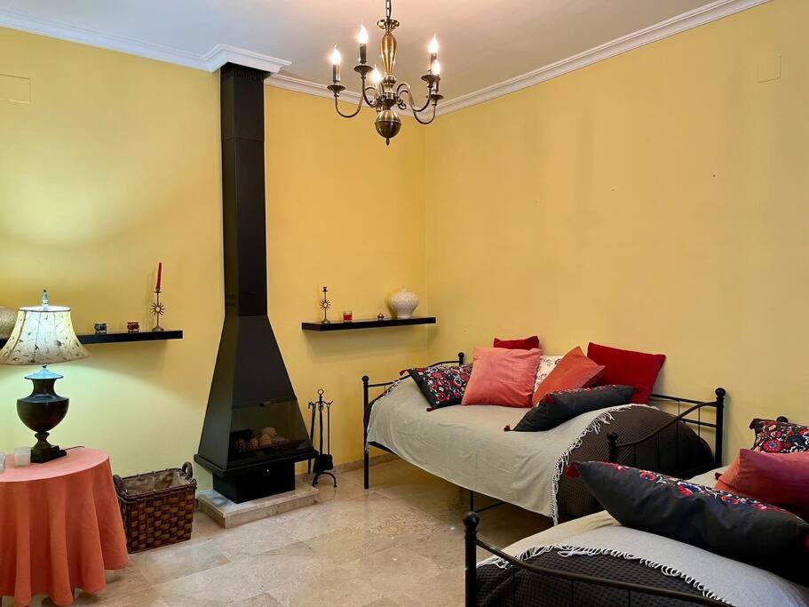 Apartamento Suite Alameda De Hercules Sewilla Zewnętrze zdjęcie