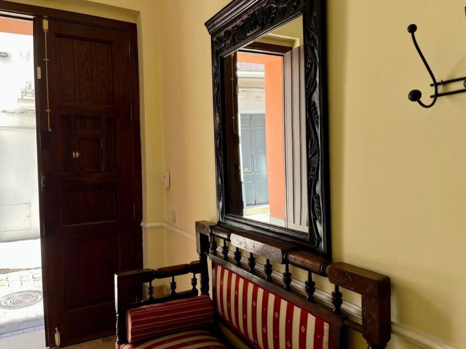 Apartamento Suite Alameda De Hercules Sewilla Zewnętrze zdjęcie
