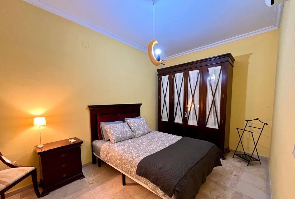 Apartamento Suite Alameda De Hercules Sewilla Zewnętrze zdjęcie