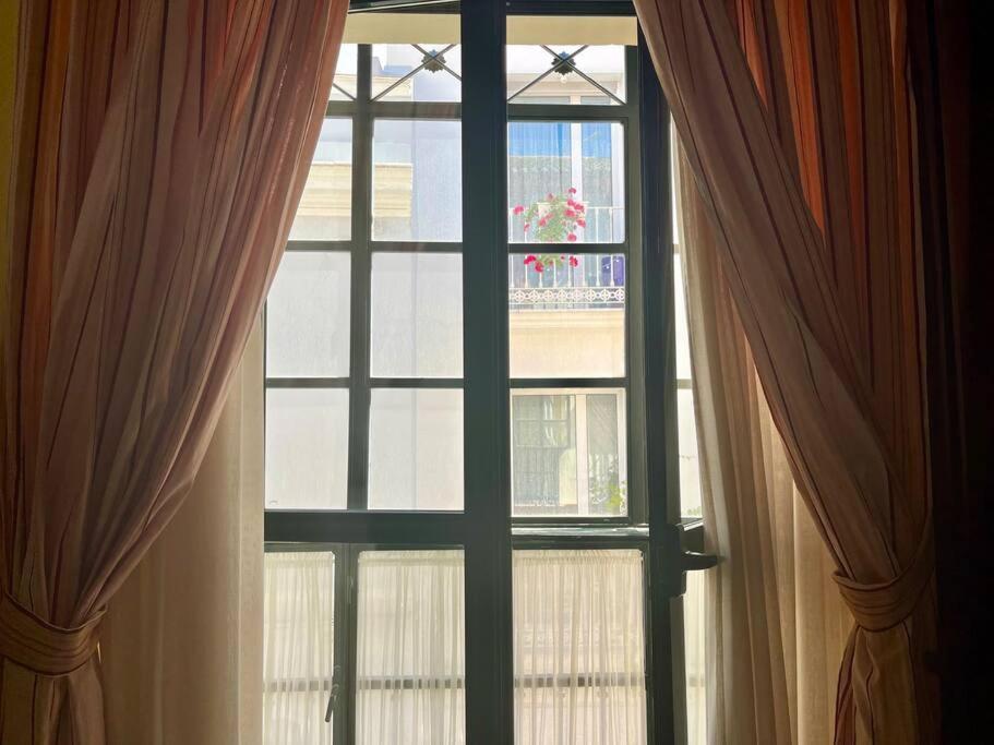 Apartamento Suite Alameda De Hercules Sewilla Zewnętrze zdjęcie