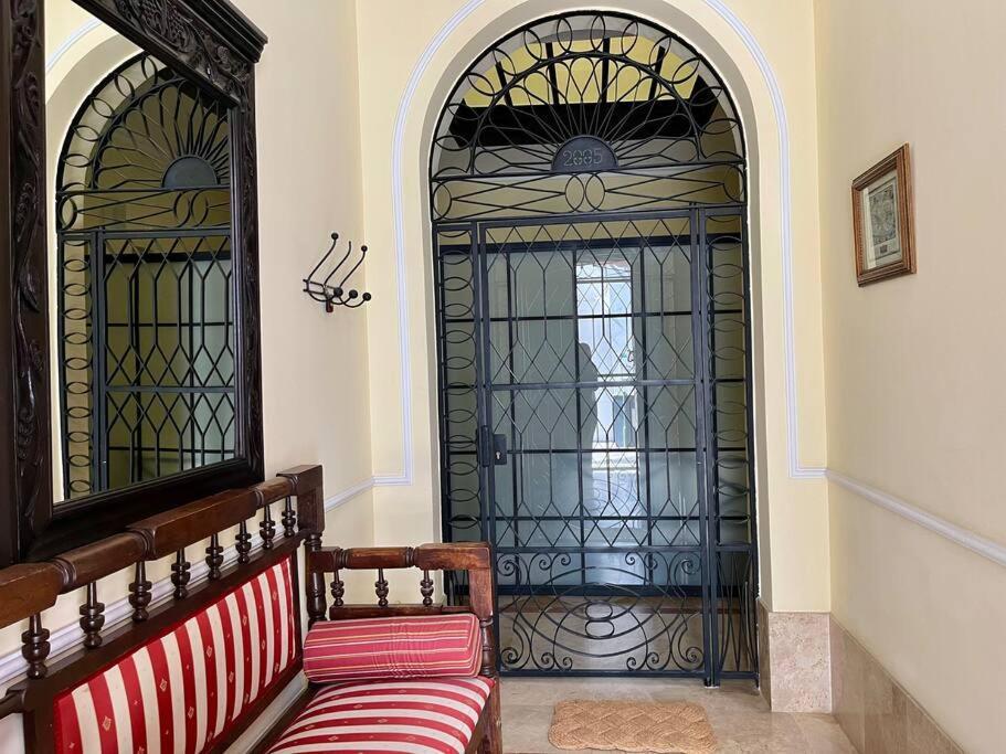 Apartamento Suite Alameda De Hercules Sewilla Zewnętrze zdjęcie